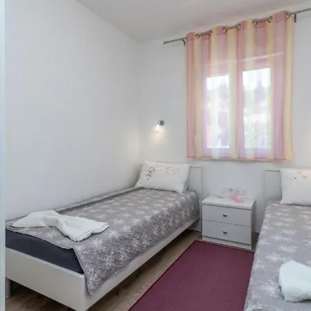 Apartment In Mastrinka With Sea View, Terrace, Air Conditioning, Wifi 5159-3 Trogir