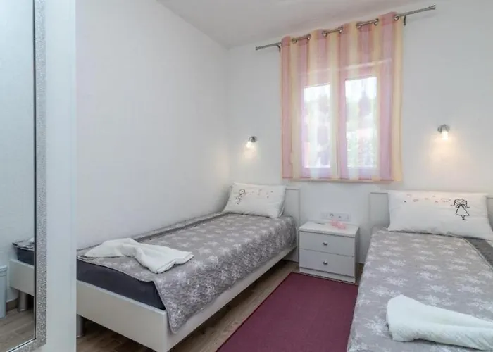 Appartement In Mastrinka With Sea View, Terrace, Air Conditioning, Wifi 5159-3 Trogir